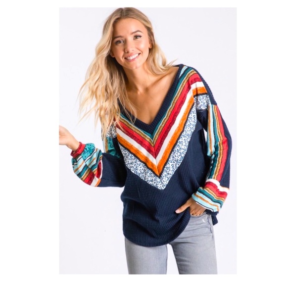 Brushed Waffle V-Neck Color Block Tunic Top - Picture 3 of 4